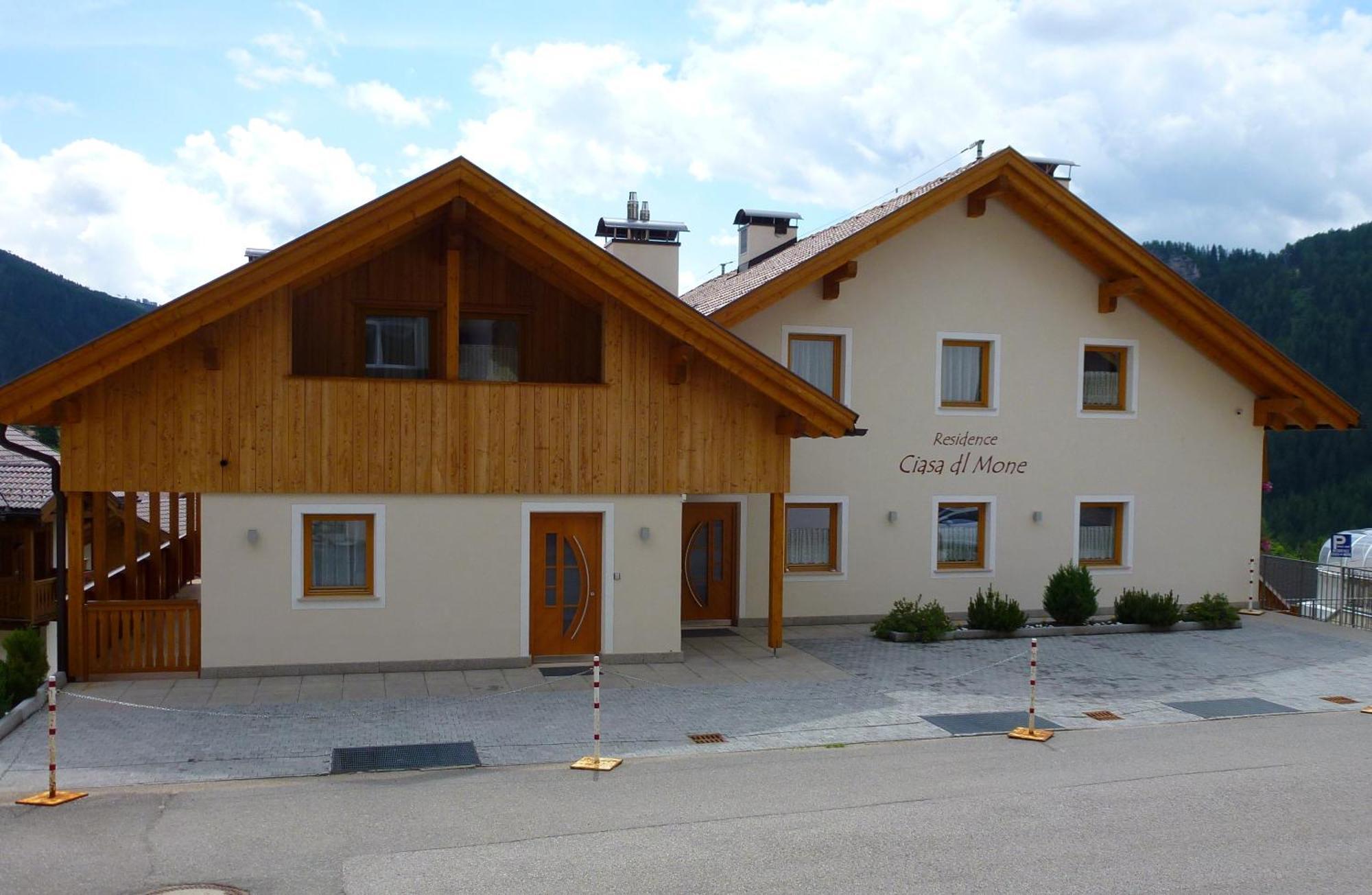 Residence Ciasa Dl Mone Colfosco Kültér fotó